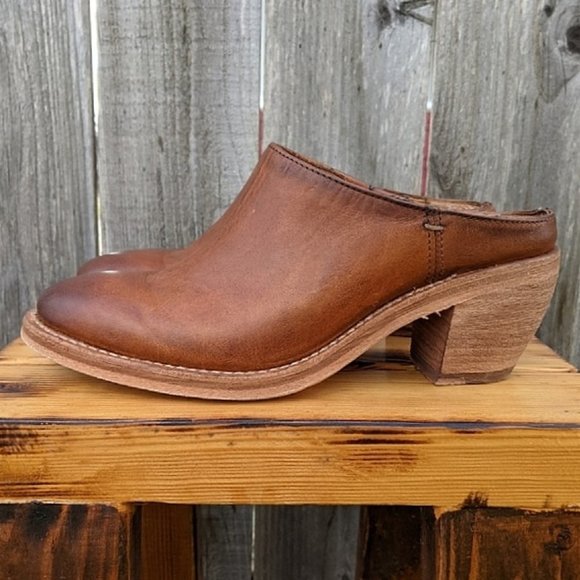Frye Shoes - Frye 'Rosalia' Leather Mules Clogs Shoes 7